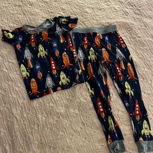 Little Sleepies spaceship pajamas 4T